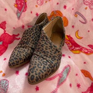 Universal Thread Leopard booties